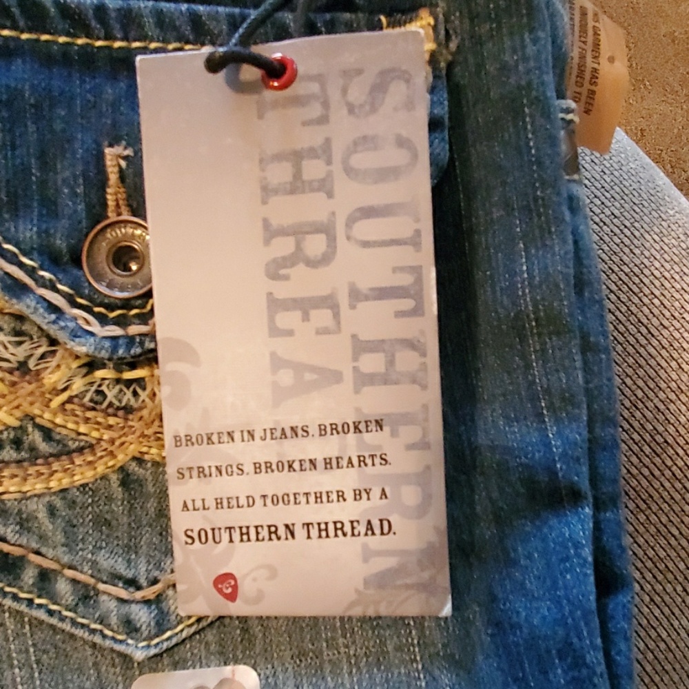 Southern Thread Jeans - Picture 7 of 7